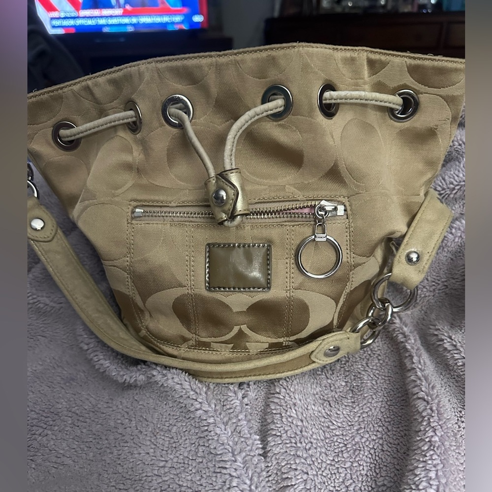 Coach Poppy Drawstring Bucket Bag - Picture 2 of 13